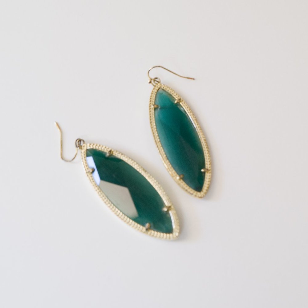 Green Kendra Scott Earrings!